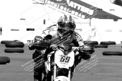 media/Sep-25-2023-Moto Forza (Mon) [[81ffa65e0a]]/Around the Pits/